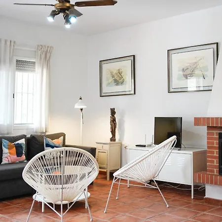 Casa De Campo, Llena De Encanto Junto Al Mar